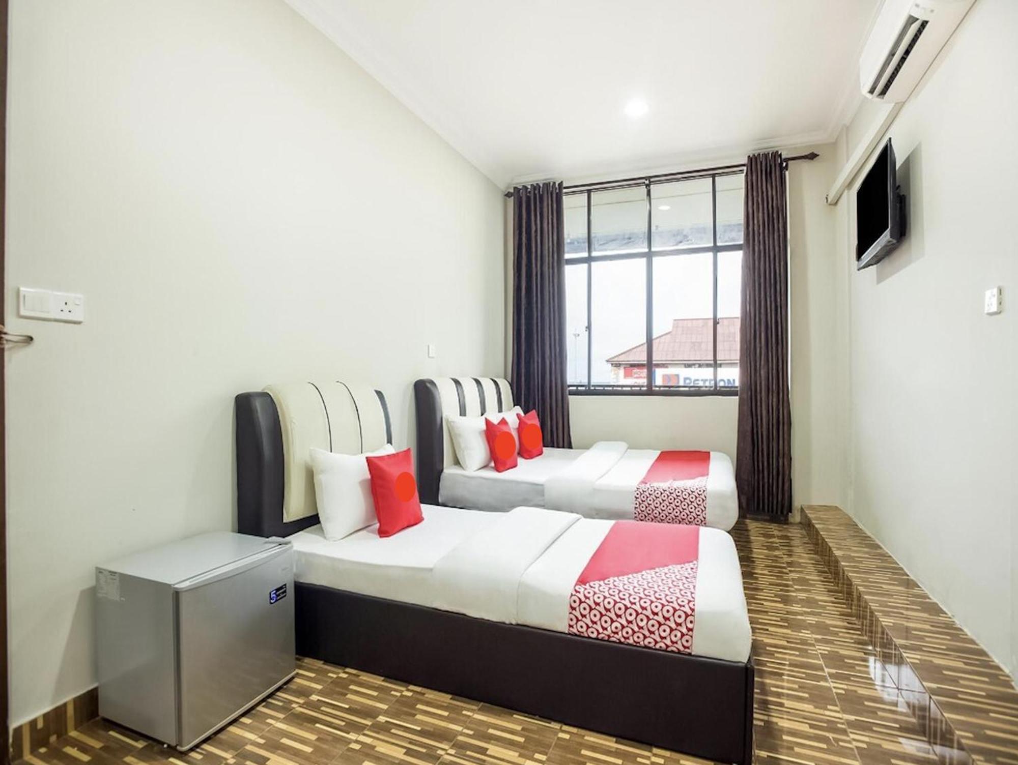 Grand Inn Hotel سيمبورنا المظهر الخارجي الصورة