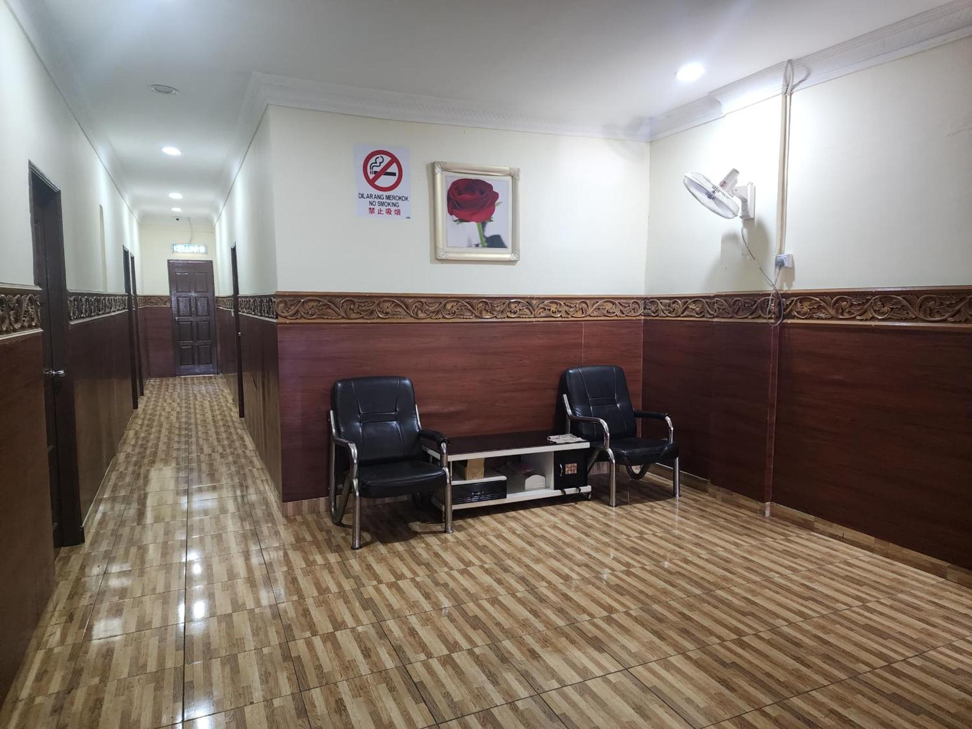 Grand Inn Hotel سيمبورنا المظهر الخارجي الصورة